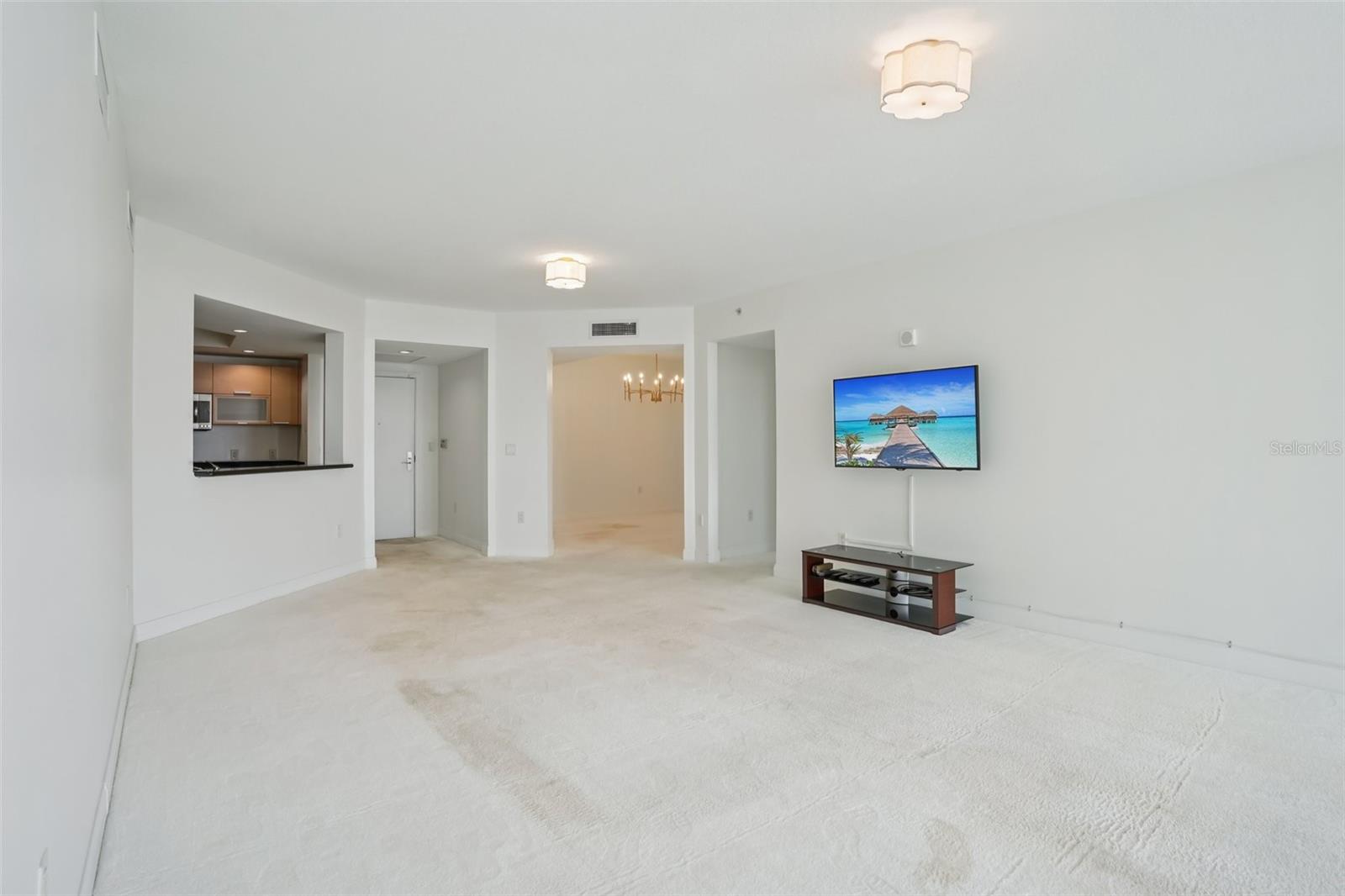 MARINA GRANDE/HALIFAX 01 - Residential