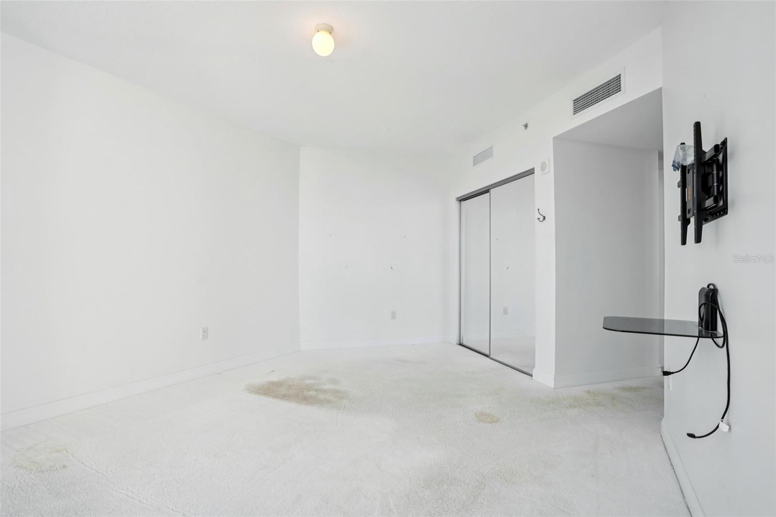 MARINA GRANDE/HALIFAX 01 - Residential