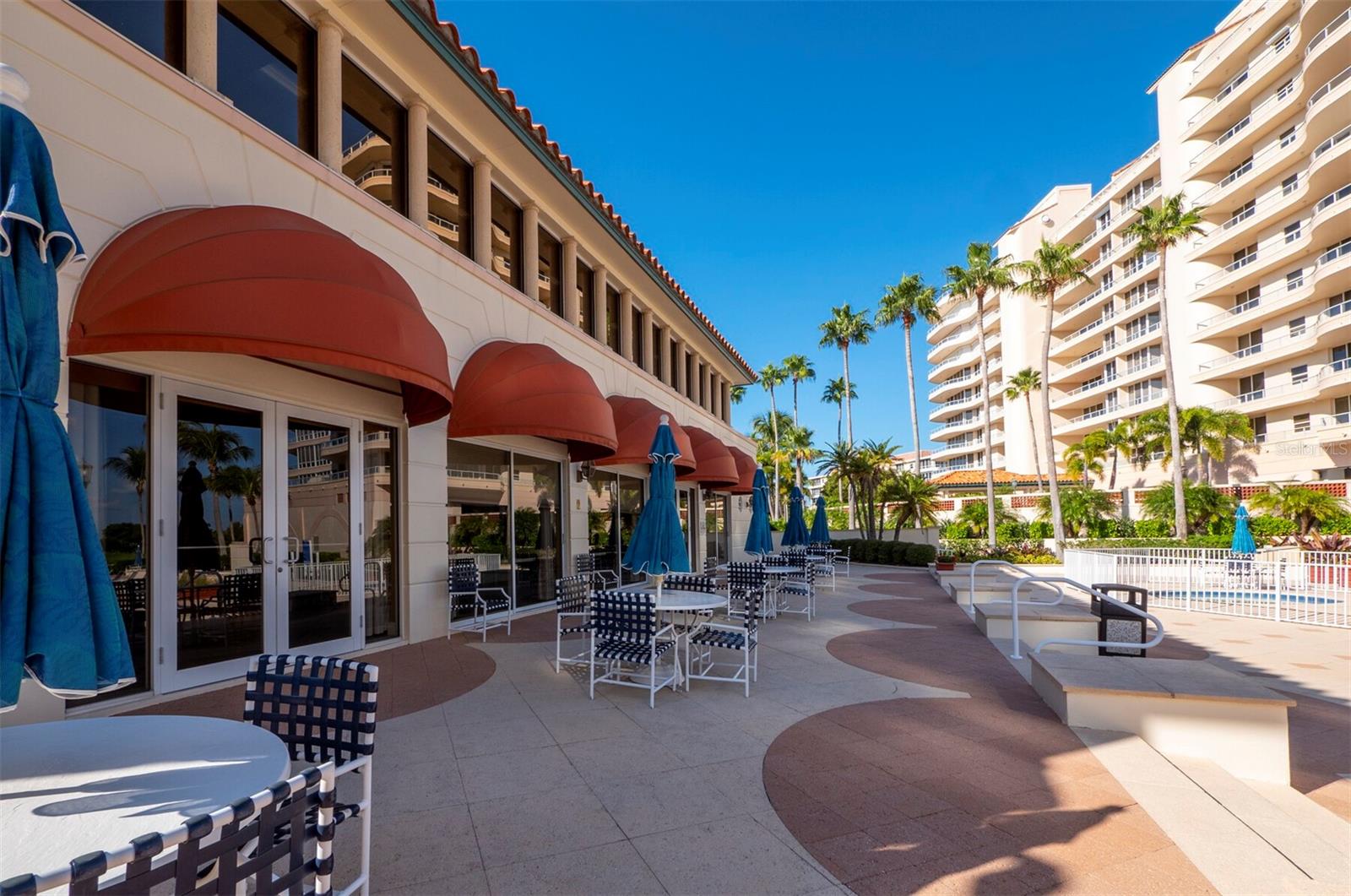 GRAND BAY 4 - Residential