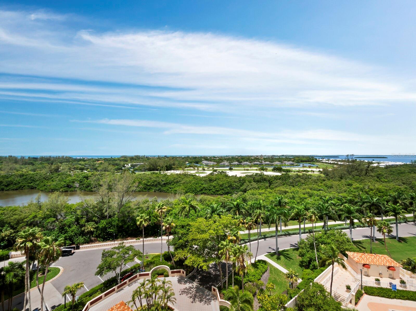 GRAND BAY 4 - Residential