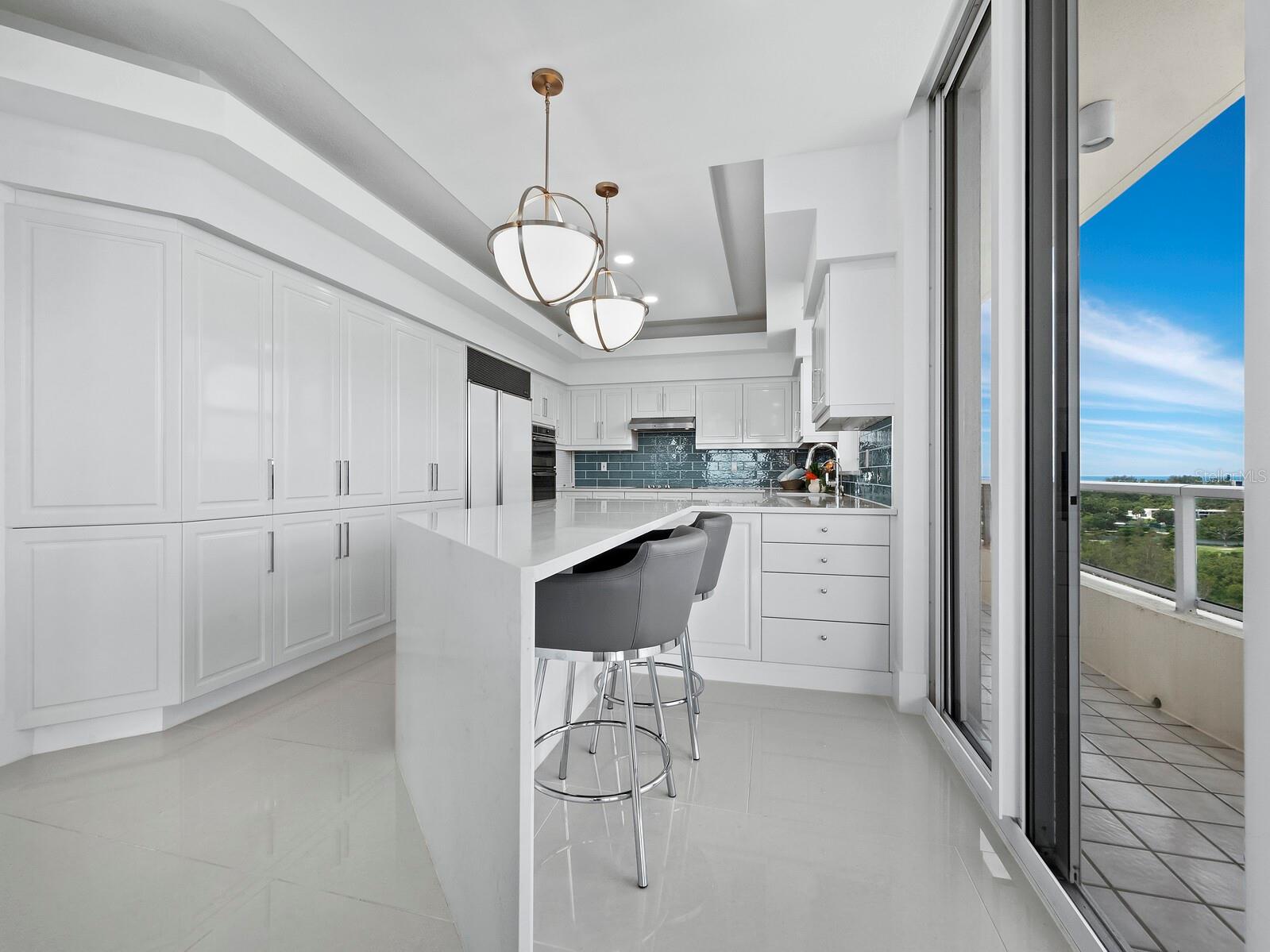 GRAND BAY 4 - Residential