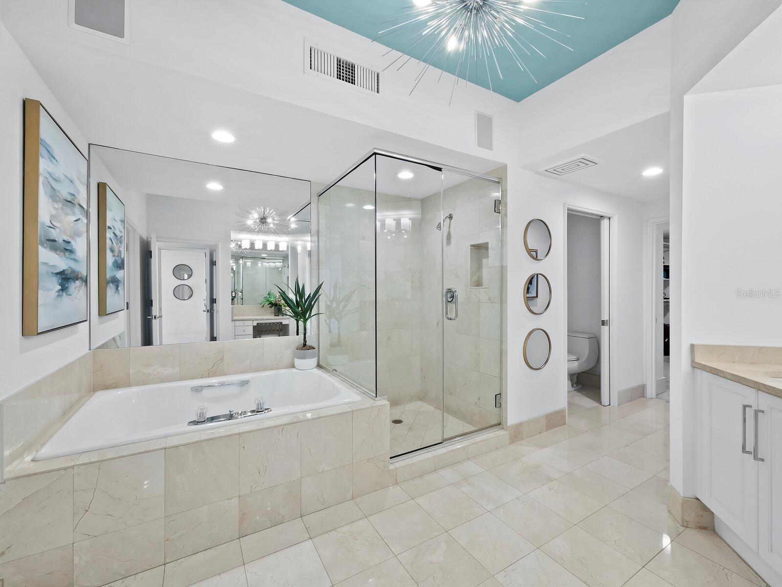 GRAND BAY 4 - Residential