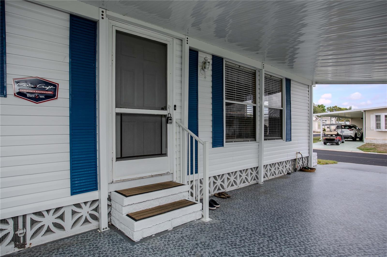 OAKWOOD MANOR - Residential