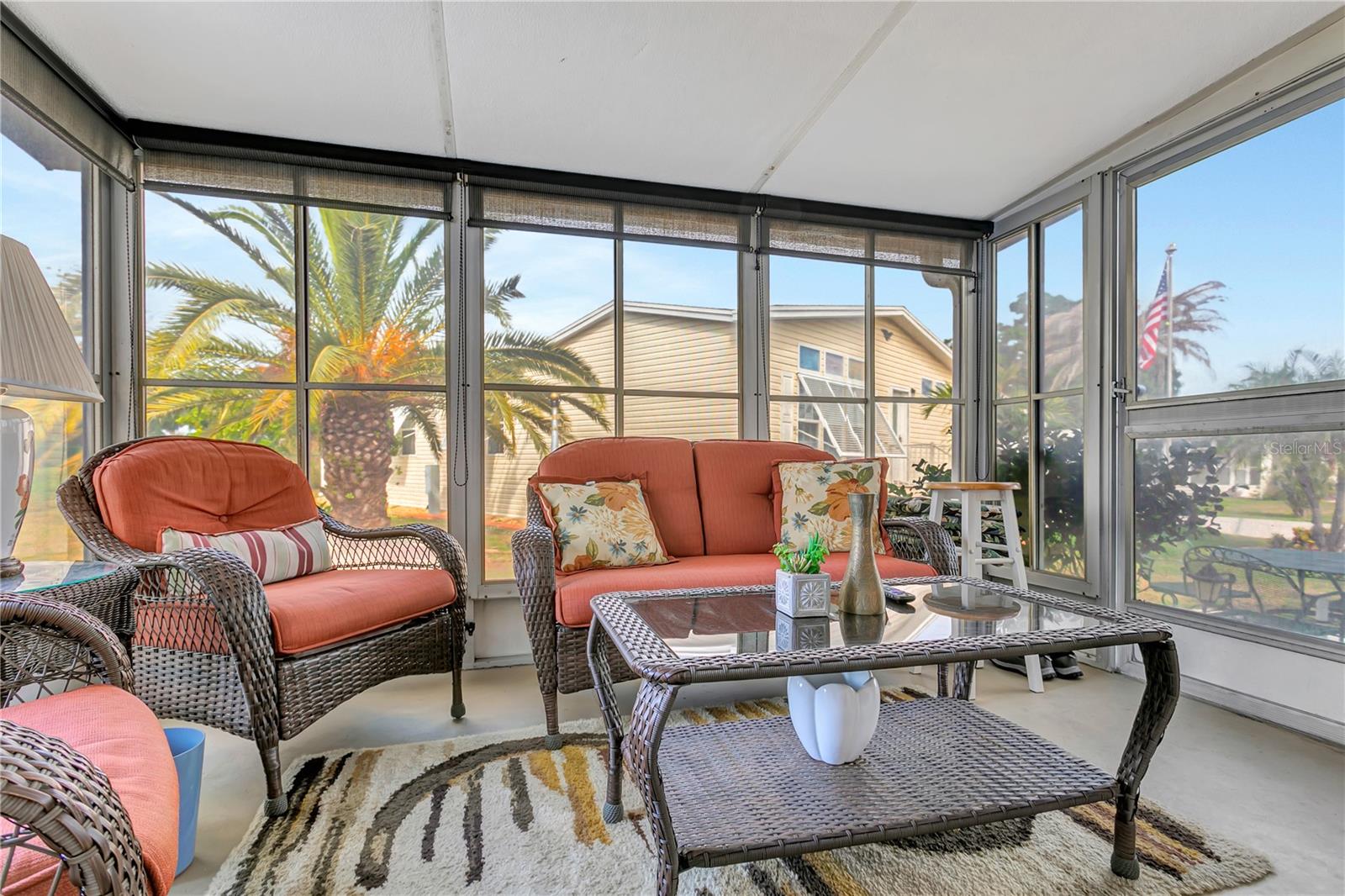 OAKWOOD MANOR - Residential