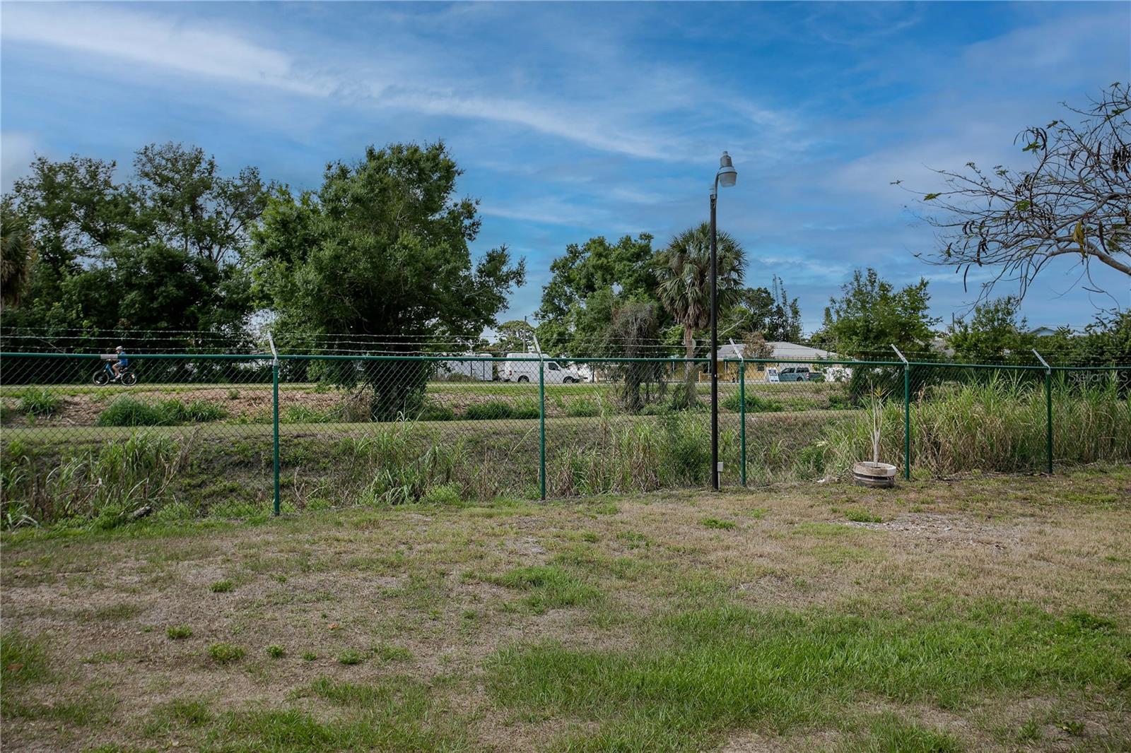 OAKWOOD MANOR - Residential