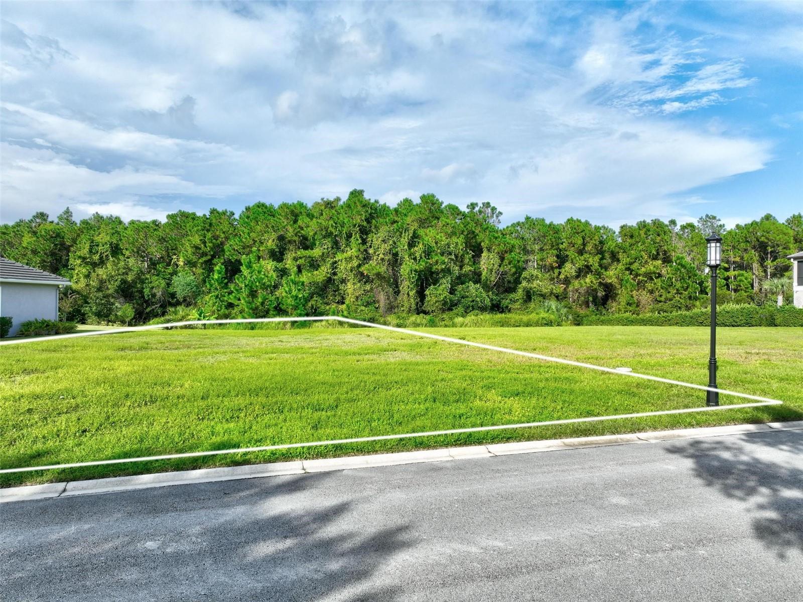 CONSERVATORY/HAMMOCK BEACH - Land