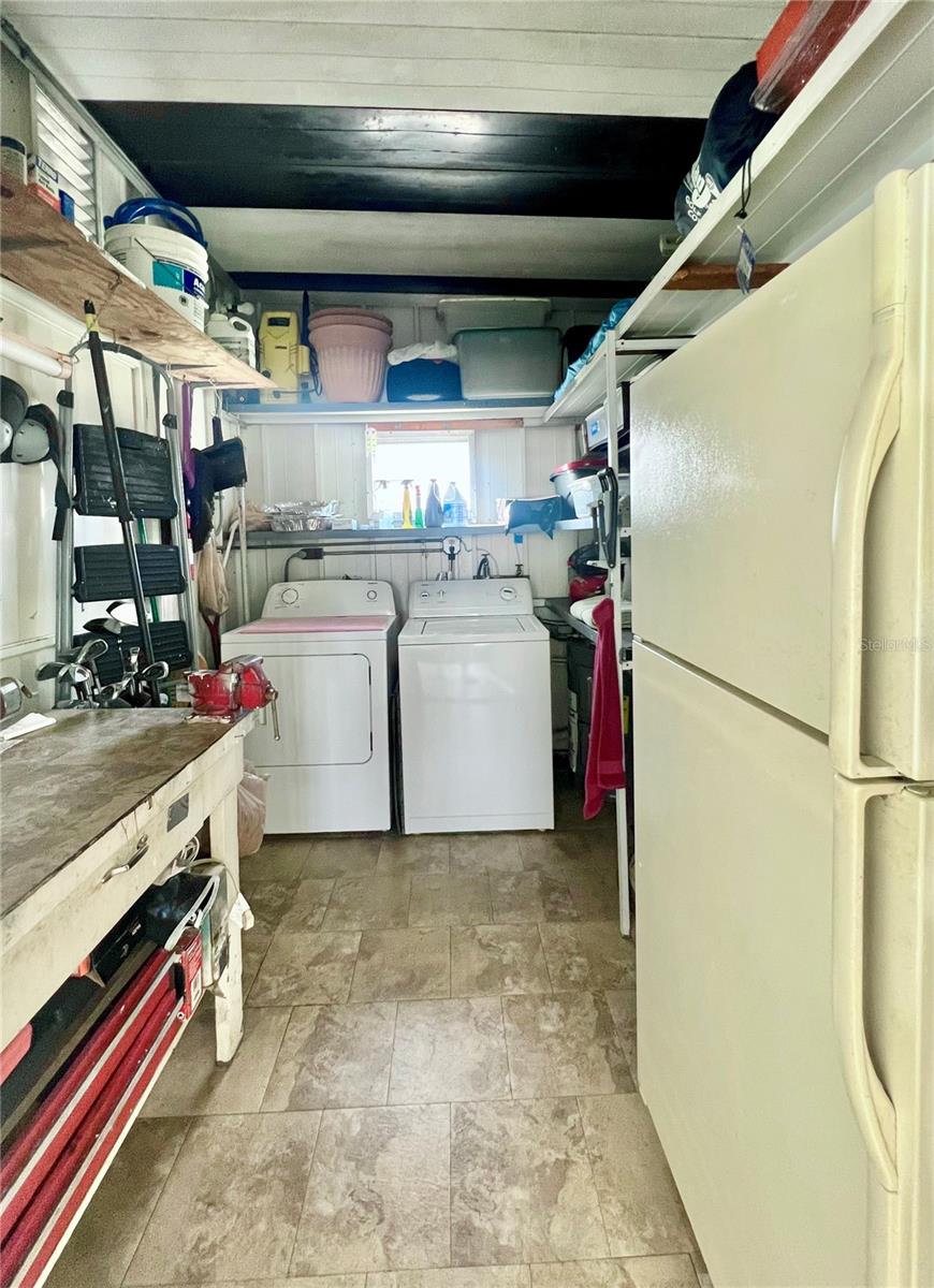 1100 BELCHER ROAD S 366