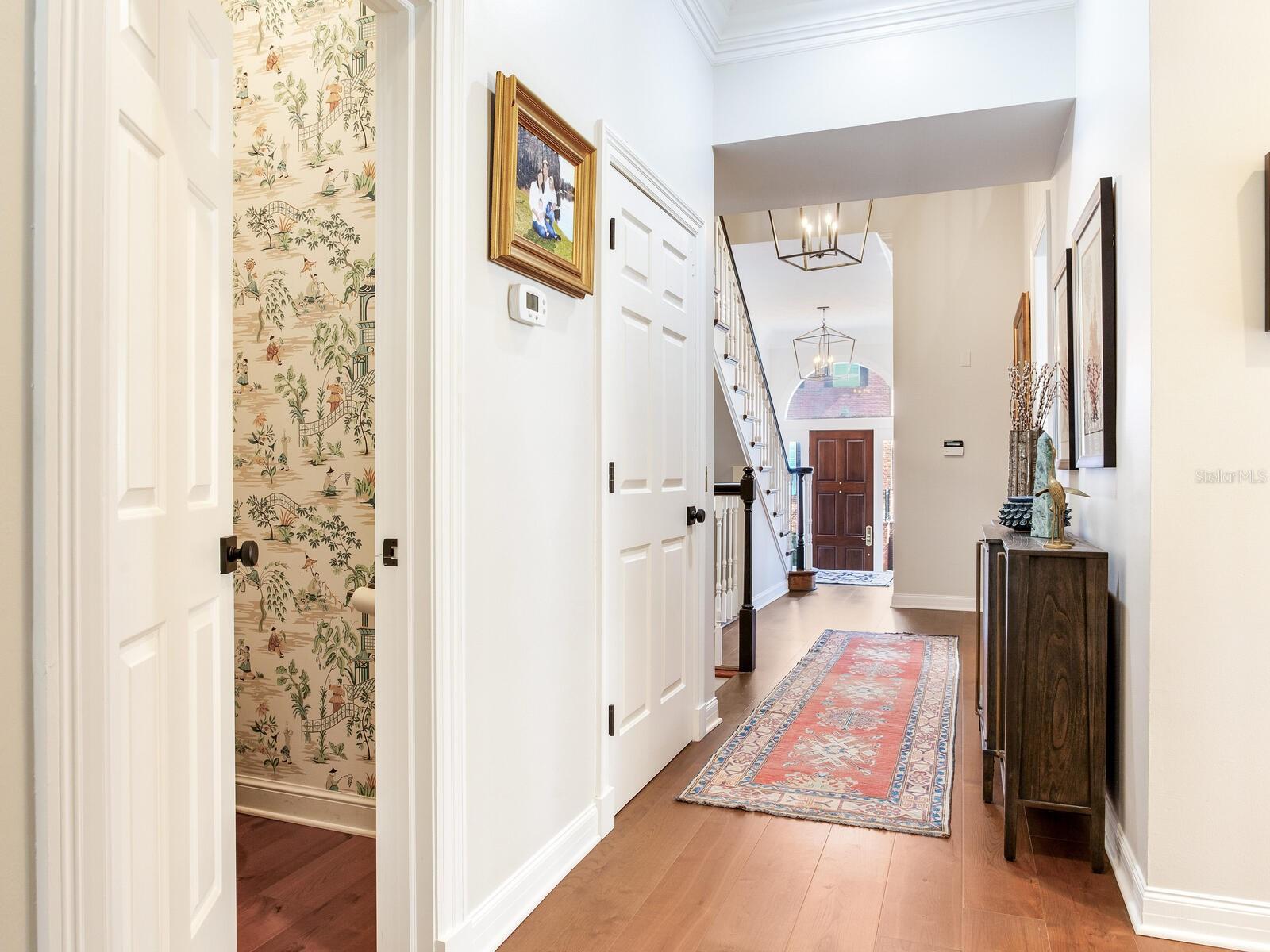 CRESCENT PLACE CONDO - Residential