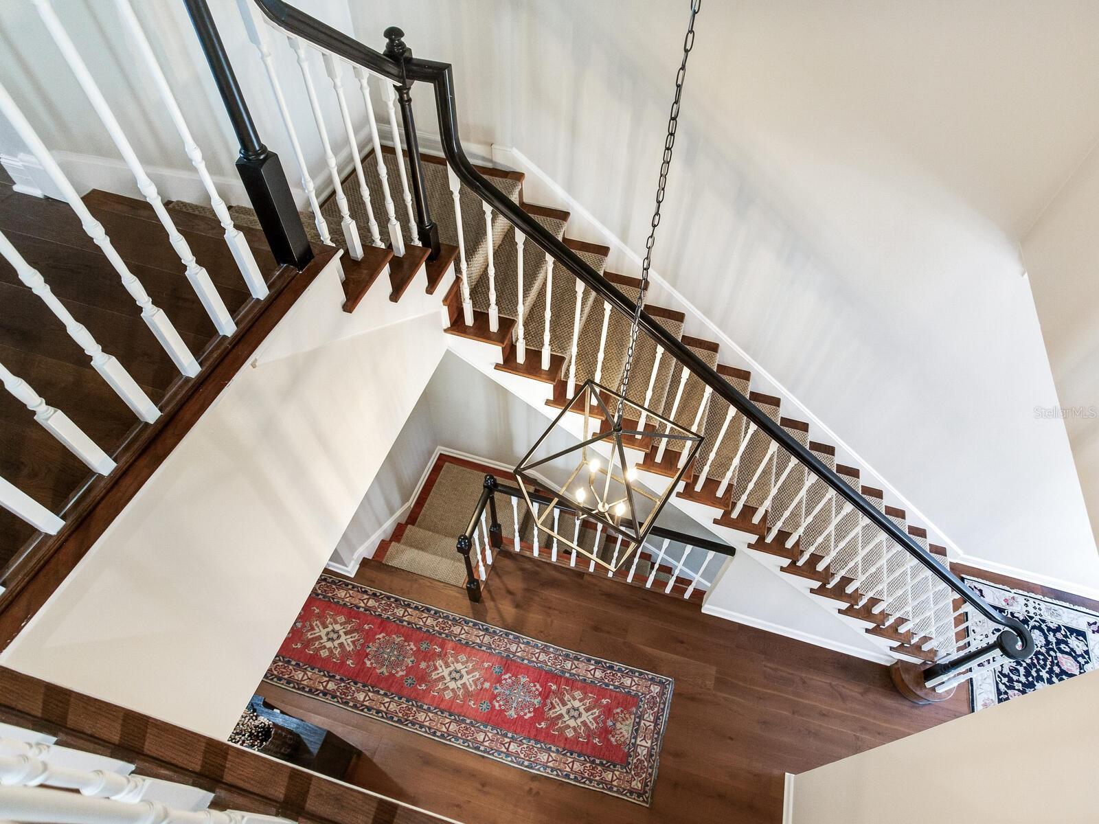 CRESCENT PLACE CONDO - Residential