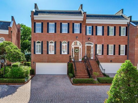 Photo of 5121 S Nichol Street, Tampa, FL 33611 (MLS # TB8444137)