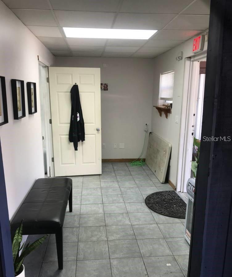 SUNNYSIDE SUB - Commercial Lease