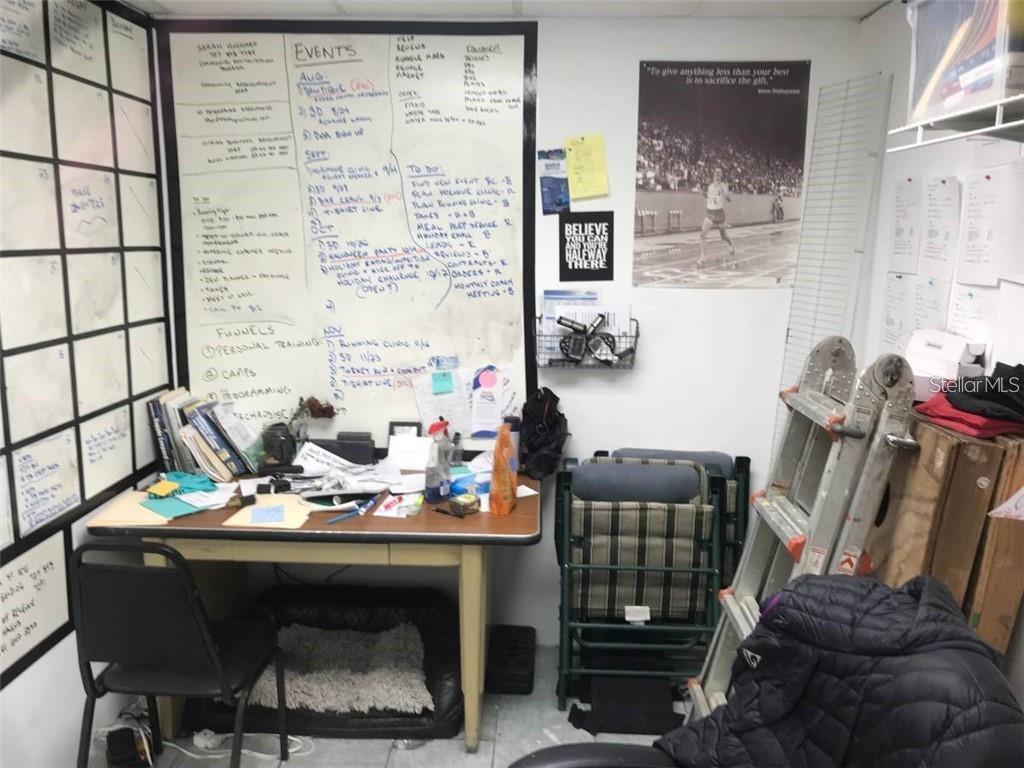 SUNNYSIDE SUB - Commercial Lease