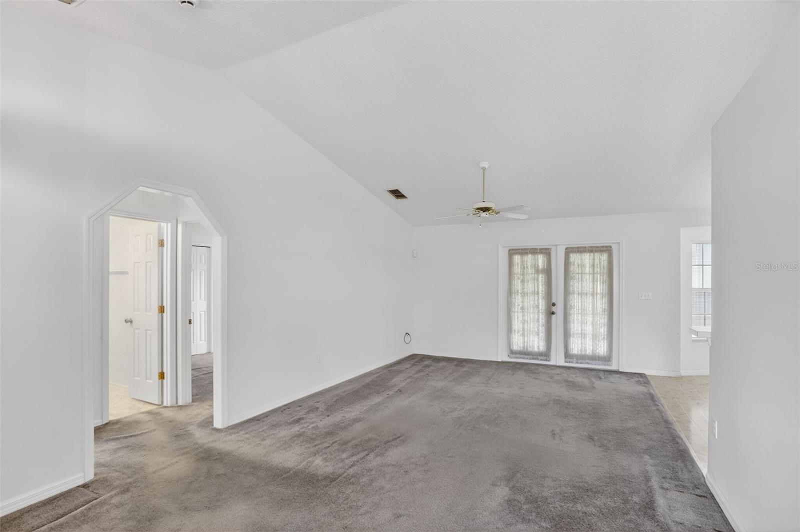ACREAGE & UNREC - Residential
