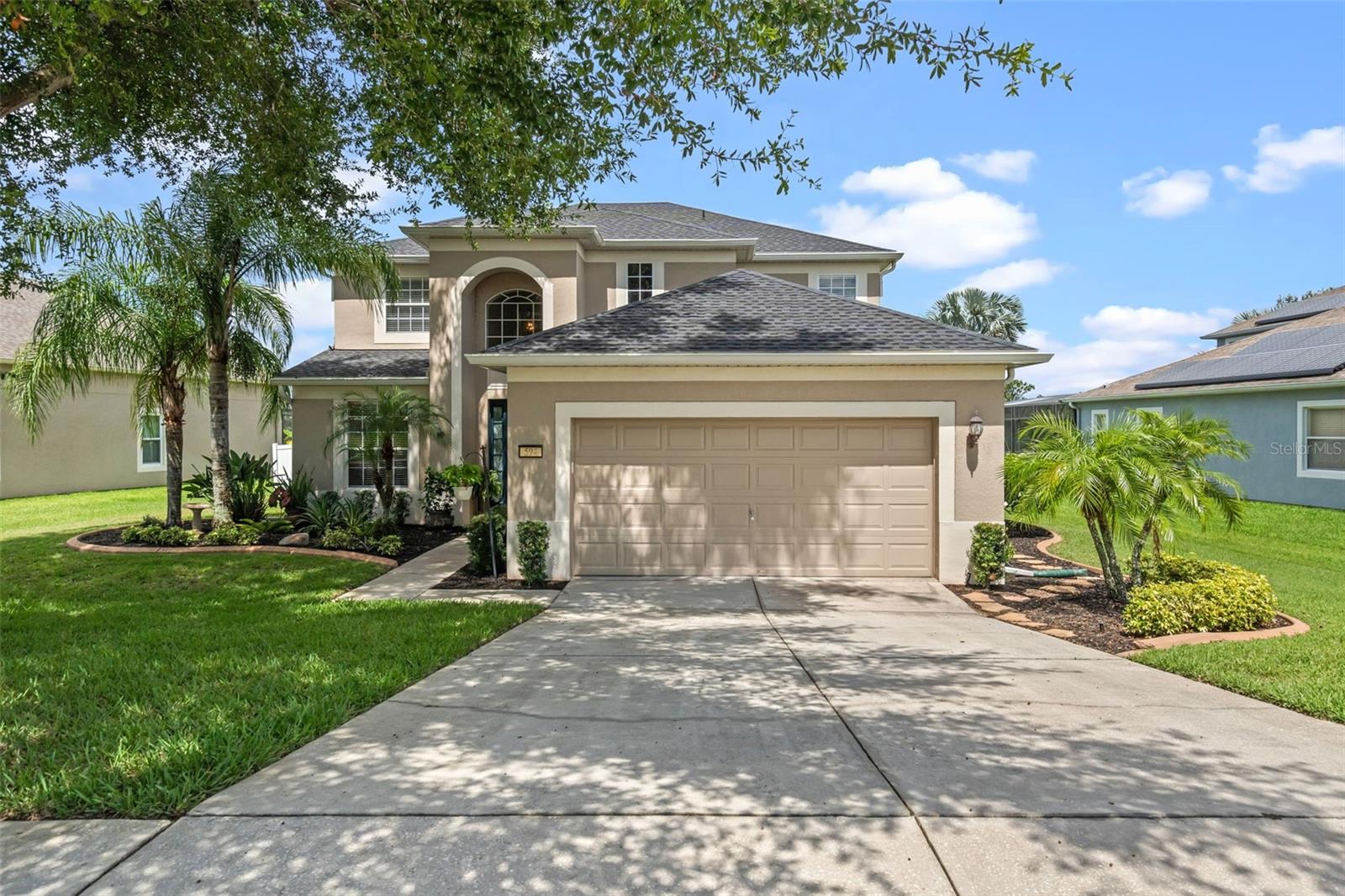 594 HERNANDO PLACE