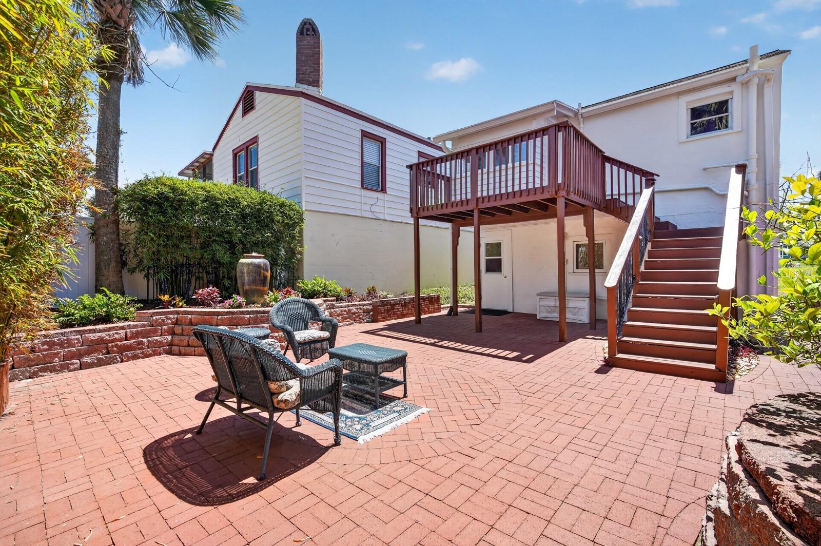 BOSTWICK PARK - Residential