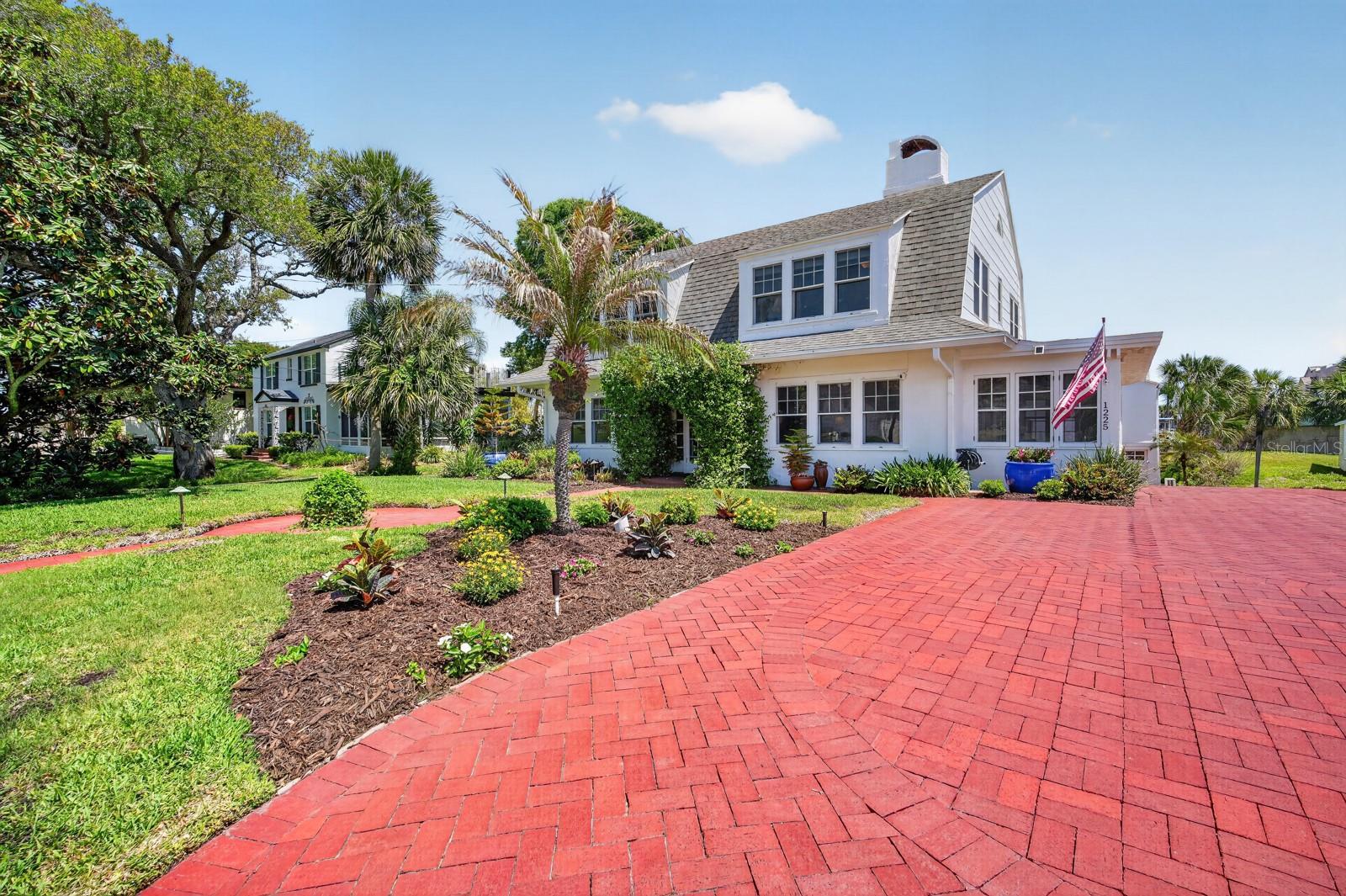 BOSTWICK PARK - Residential