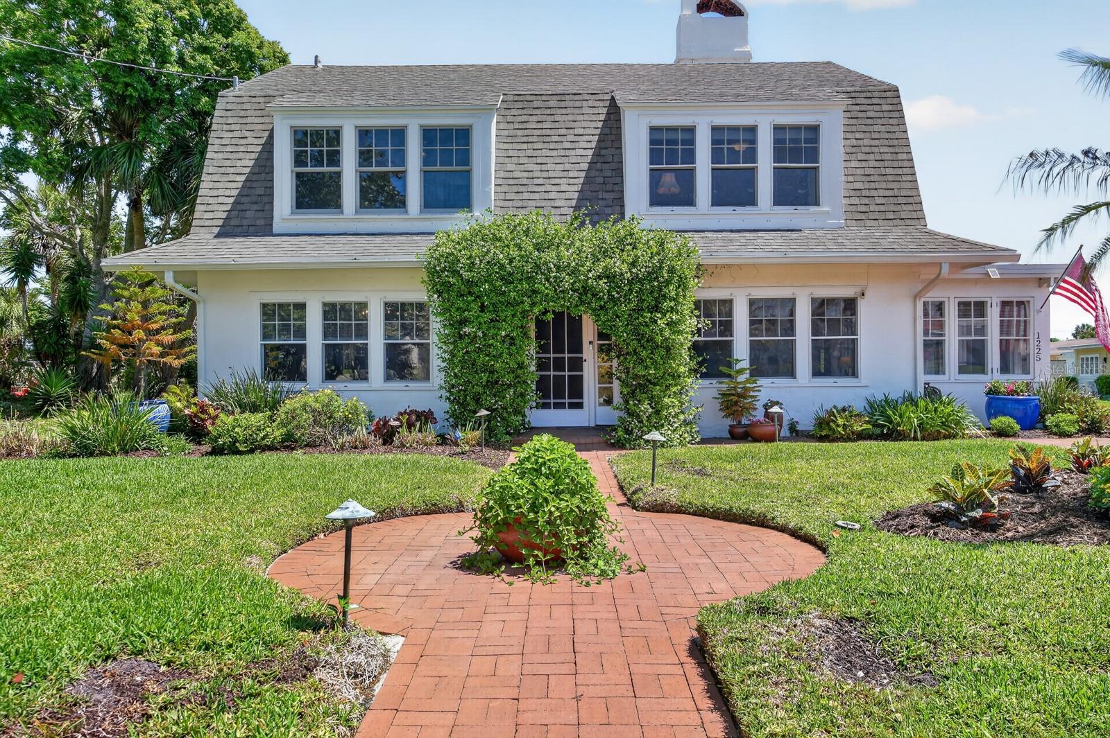 BOSTWICK PARK - Residential