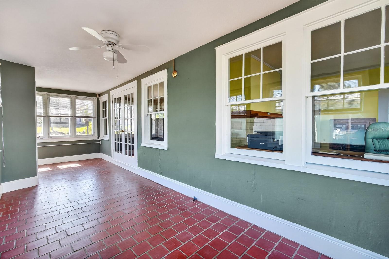 BOSTWICK PARK - Residential