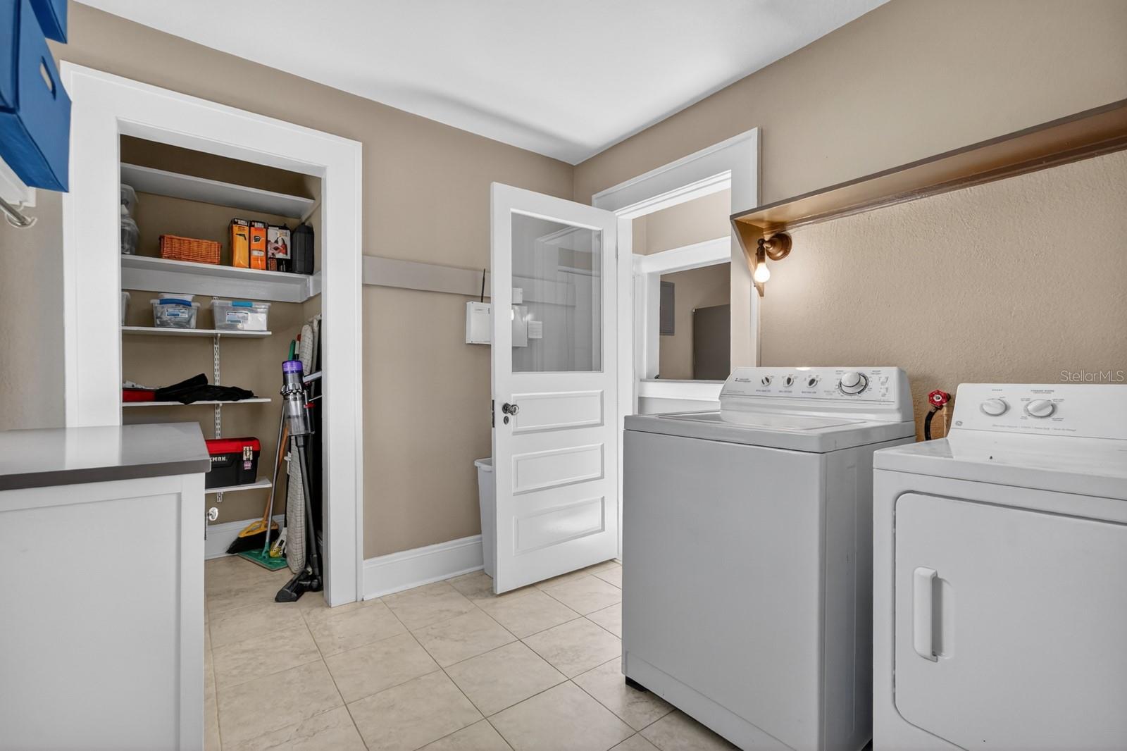 BOSTWICK PARK - Residential