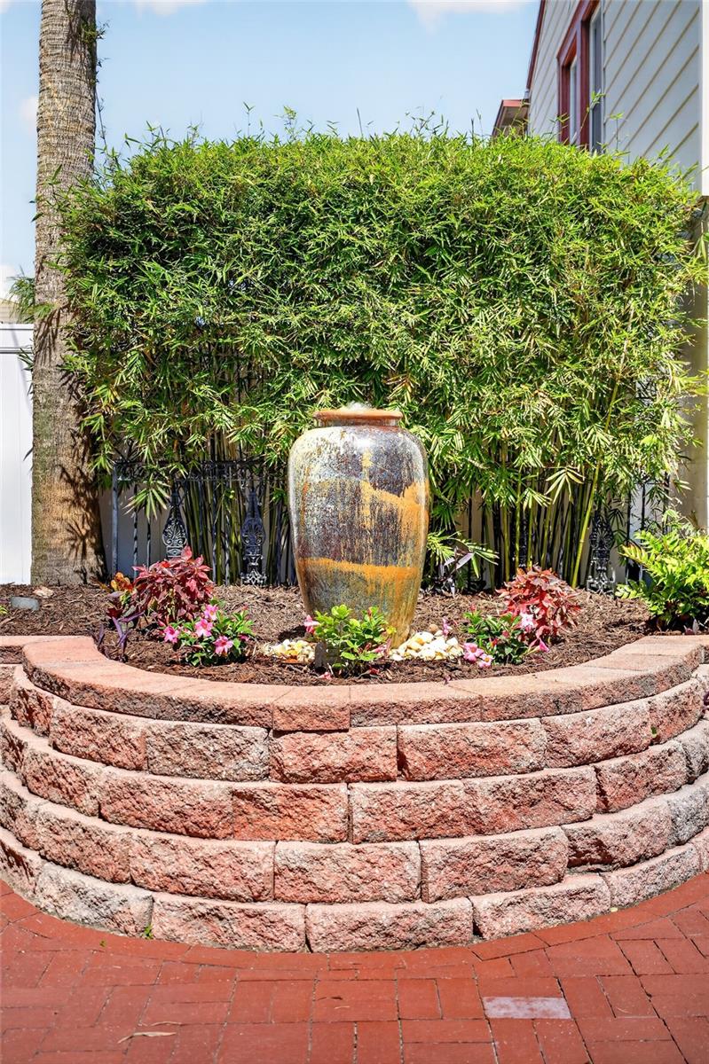 BOSTWICK PARK - Residential