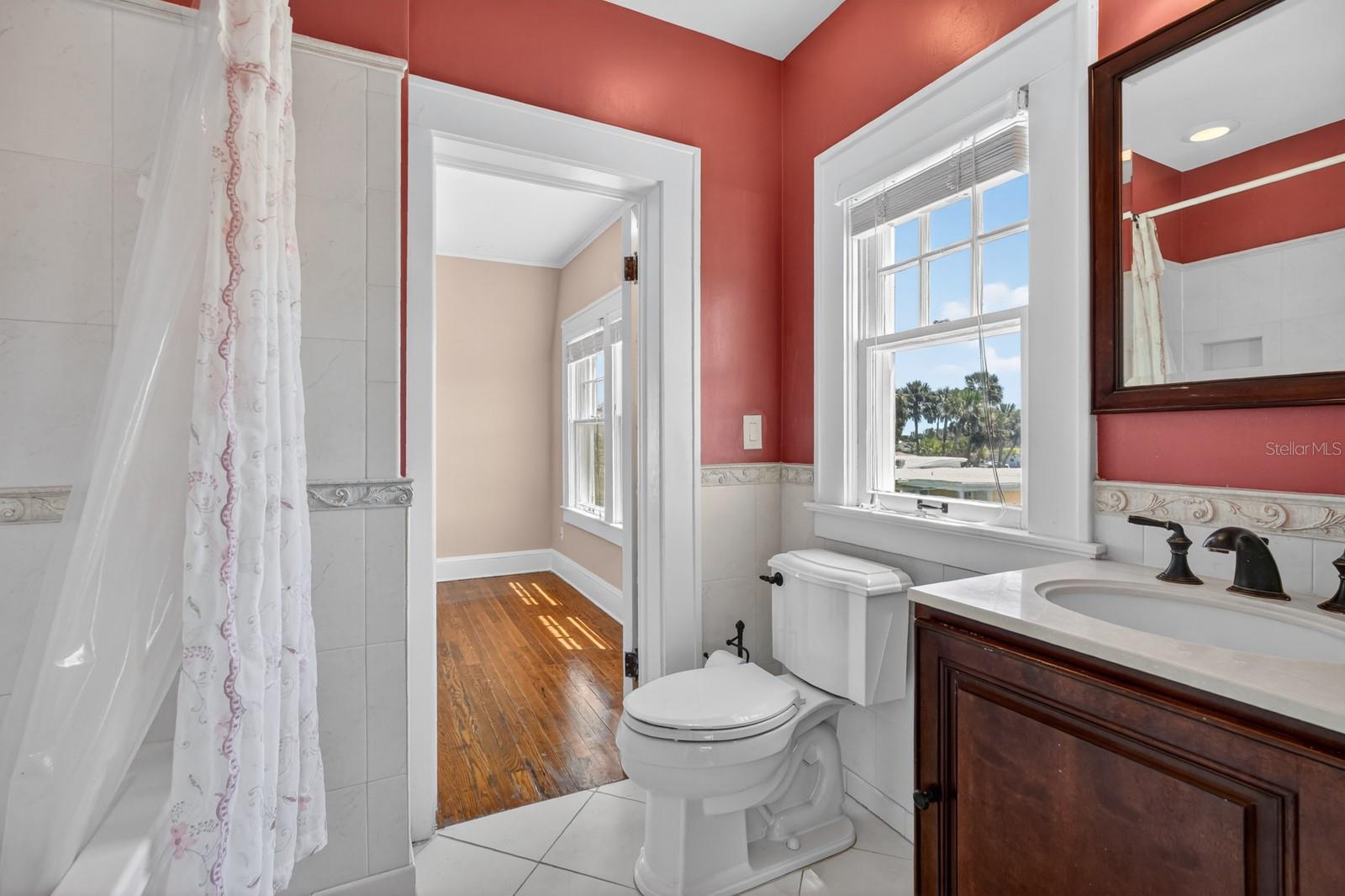 BOSTWICK PARK - Residential