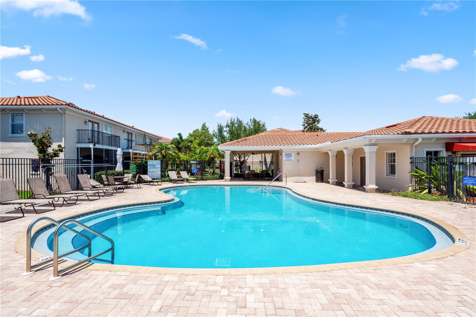 VILLAS OF CARILLON - Residential