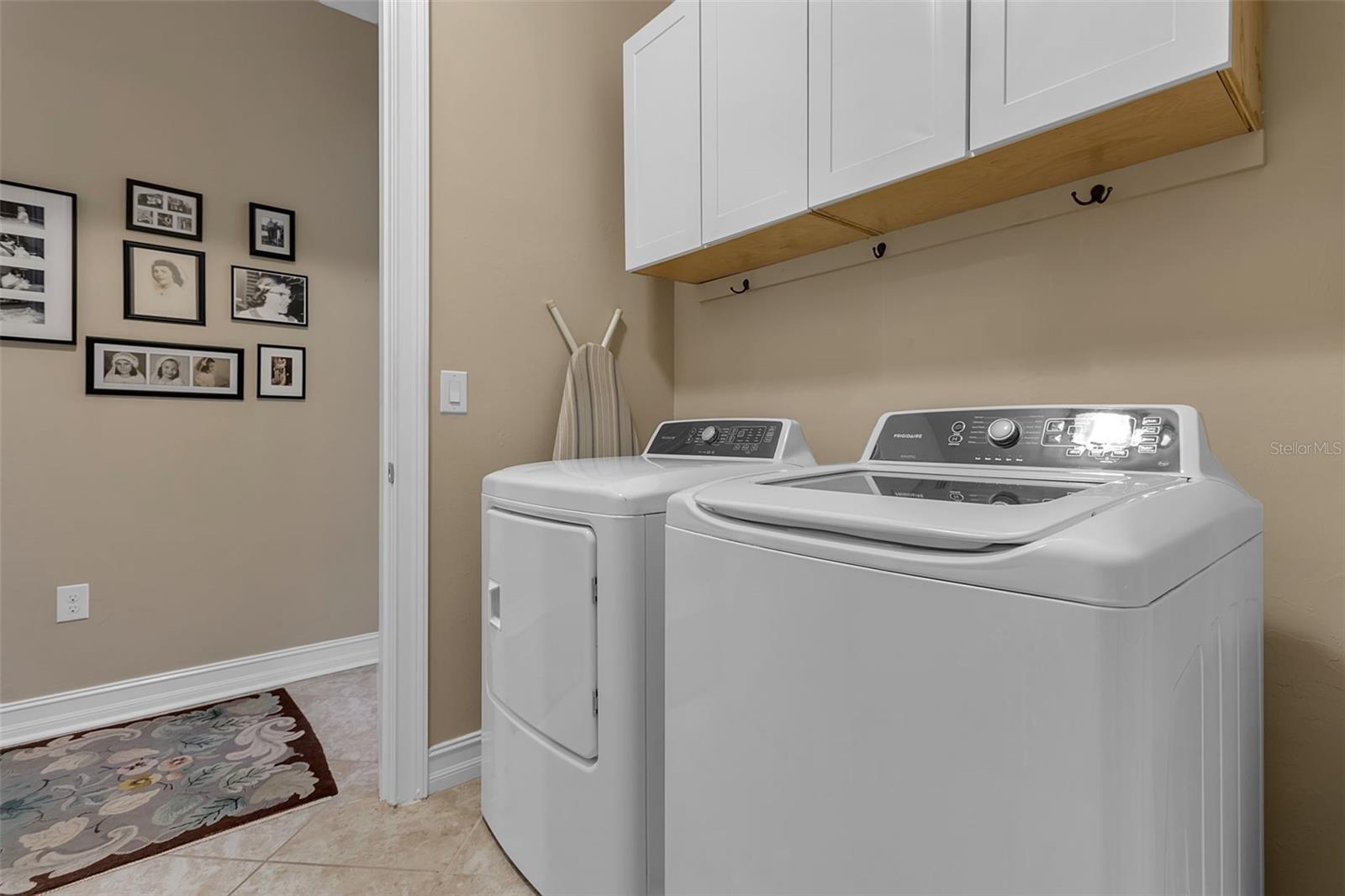 CARIBBEAN VILLAGE - Residential