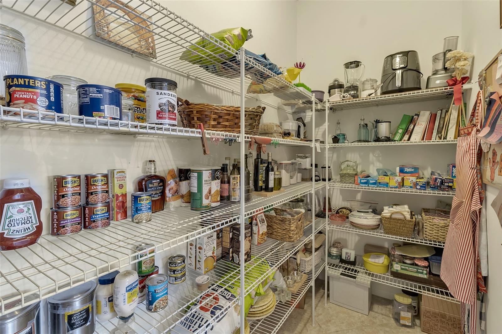 CARIBBEAN VILLAGE - Residential