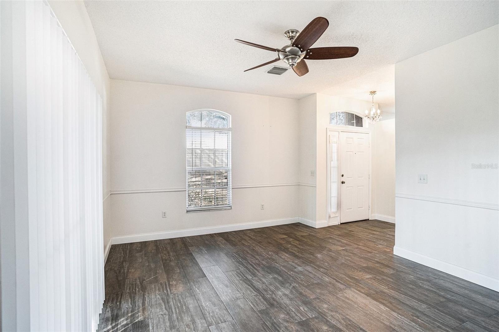 TRAFALGAR SQUARE - Residential