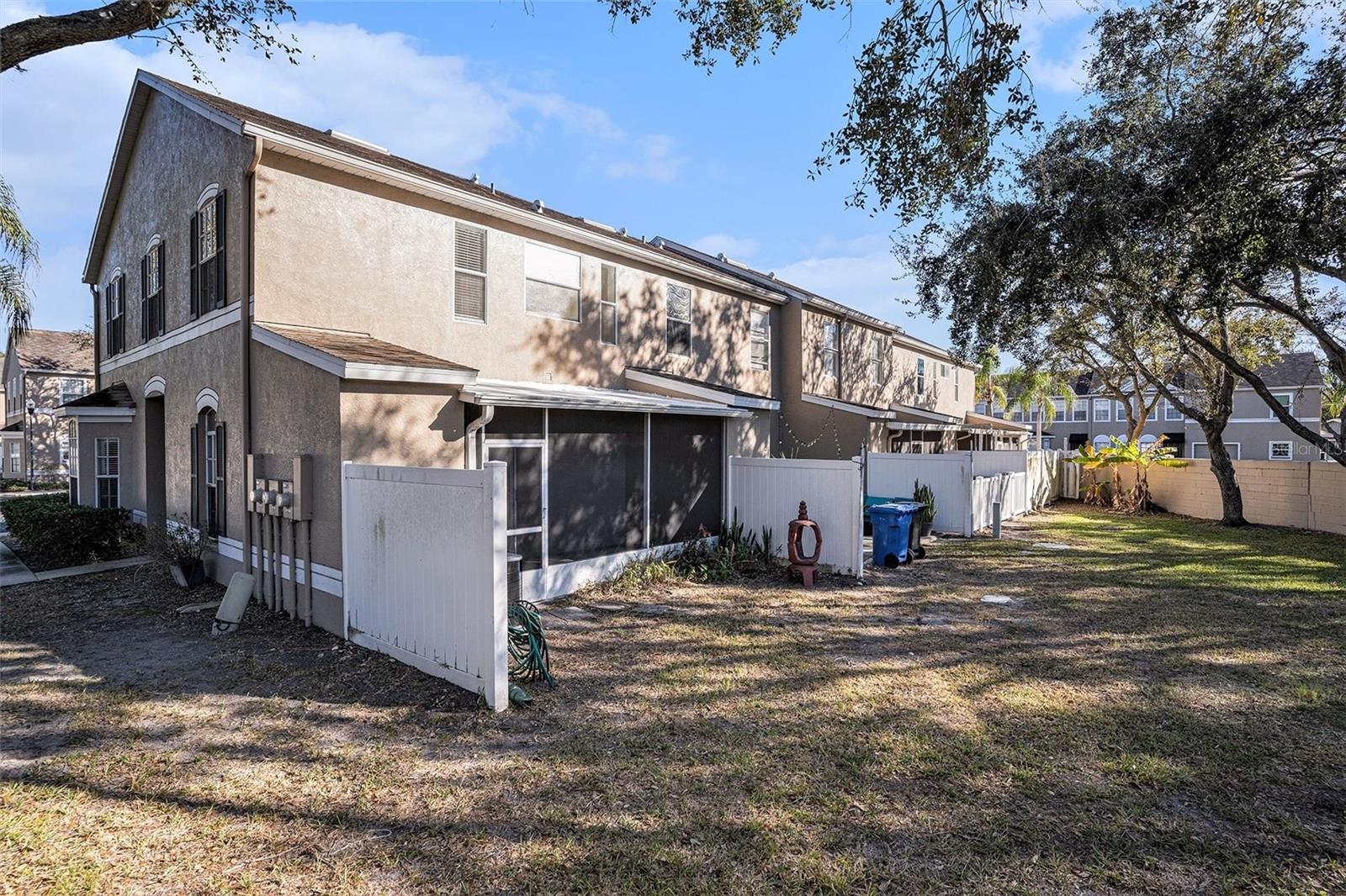 TRAFALGAR SQUARE - Residential