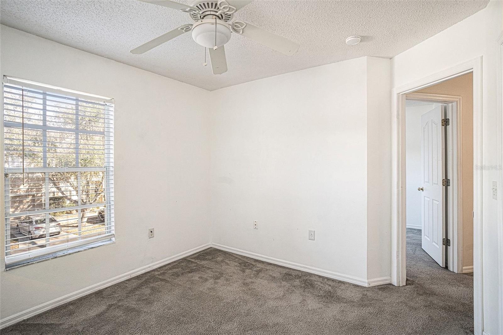 TRAFALGAR SQUARE - Residential