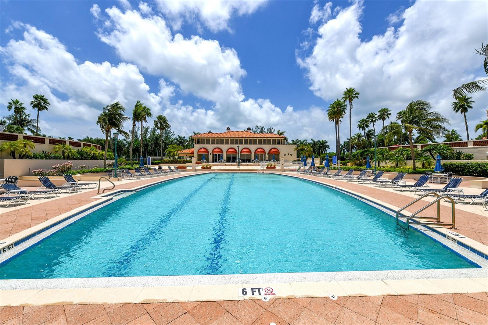 GRAND BAY 1 - Residential