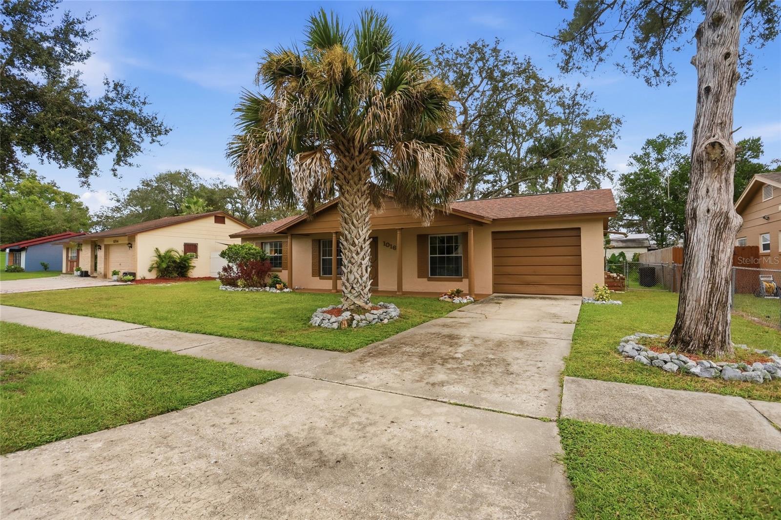 1016 WOLF TRAIL