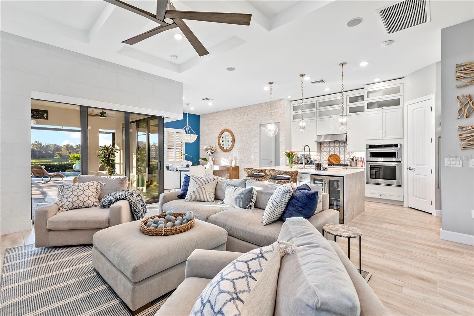 809 SEASCAPE PLACE