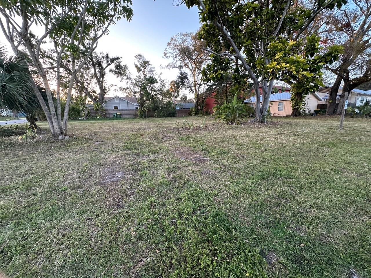 PETROUTSA BROTHERS SUB - Land