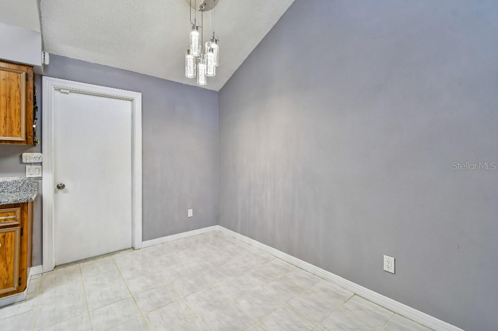 CARMEL OAKS CONDO PH 07 - Residential