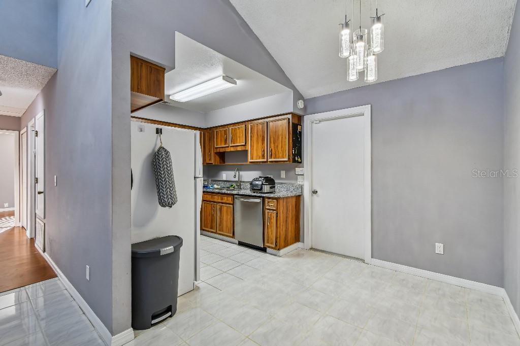 CARMEL OAKS CONDO PH 07 - Residential