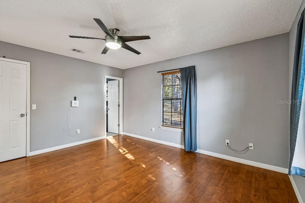 CARMEL OAKS CONDO PH 07 - Residential