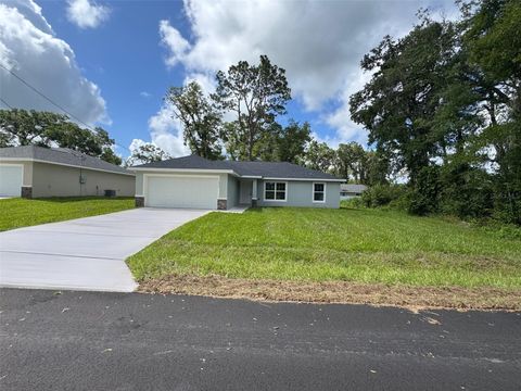 Photo of 17698 SW 113th Place, Dunnellon, FL 34432 (MLS # OM709143)