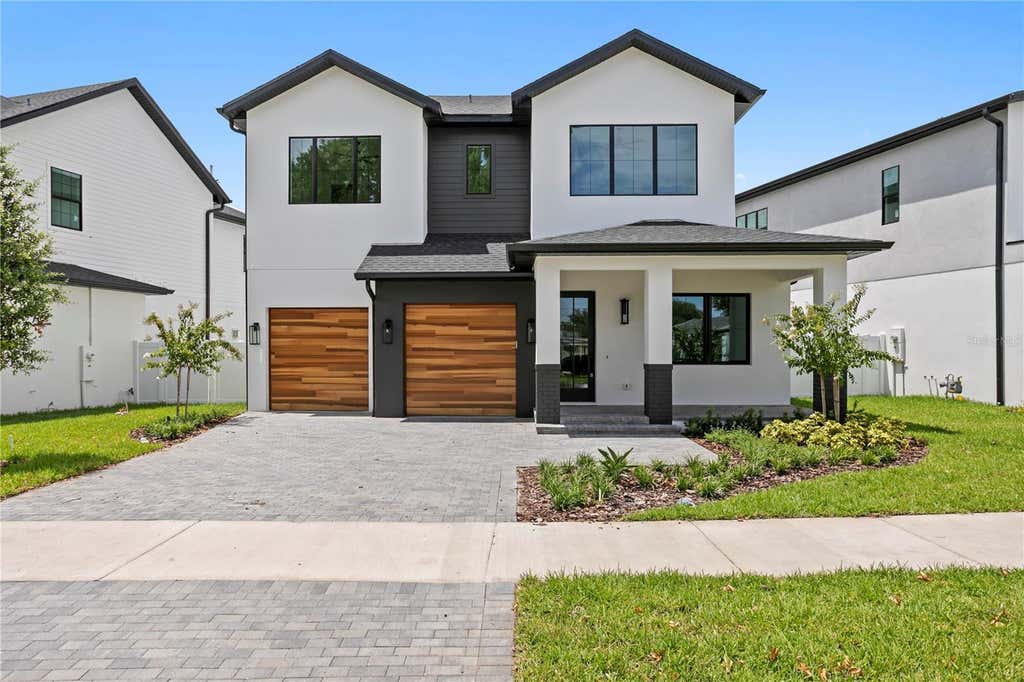 Photo of 3613 W North A Street, Tampa, FL 33609 (MLS # TB8517245)