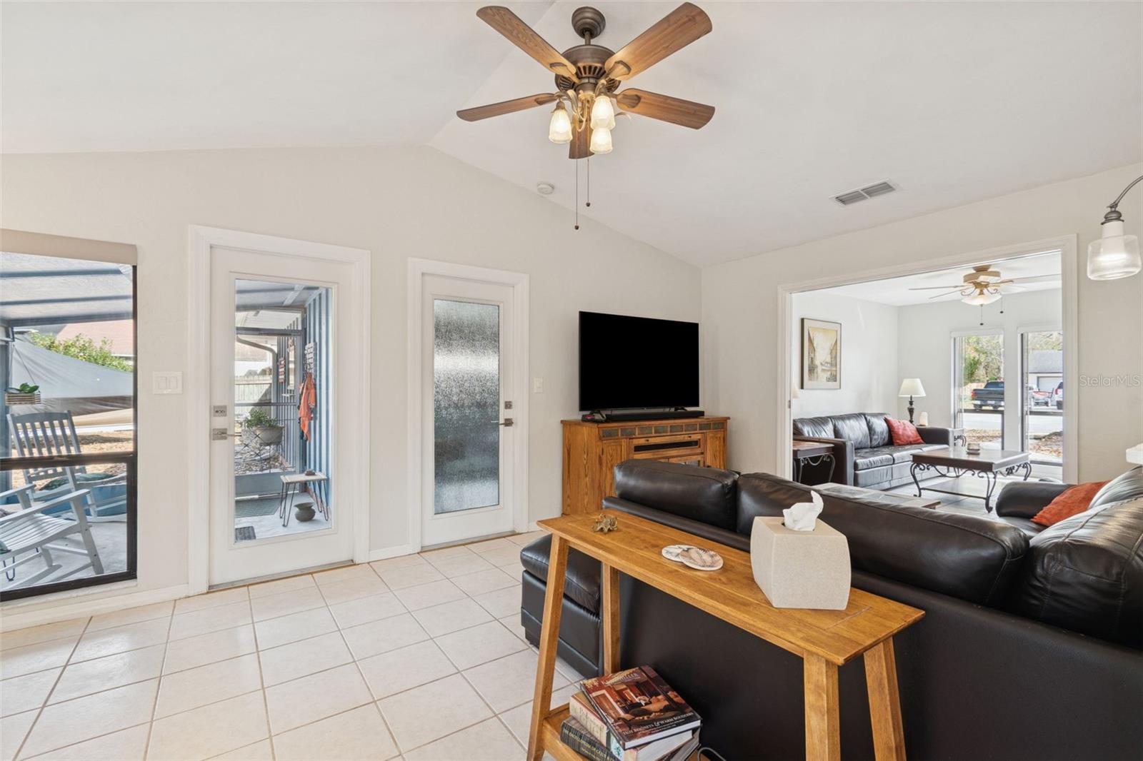 NORTHWOOD OAKS - Residential