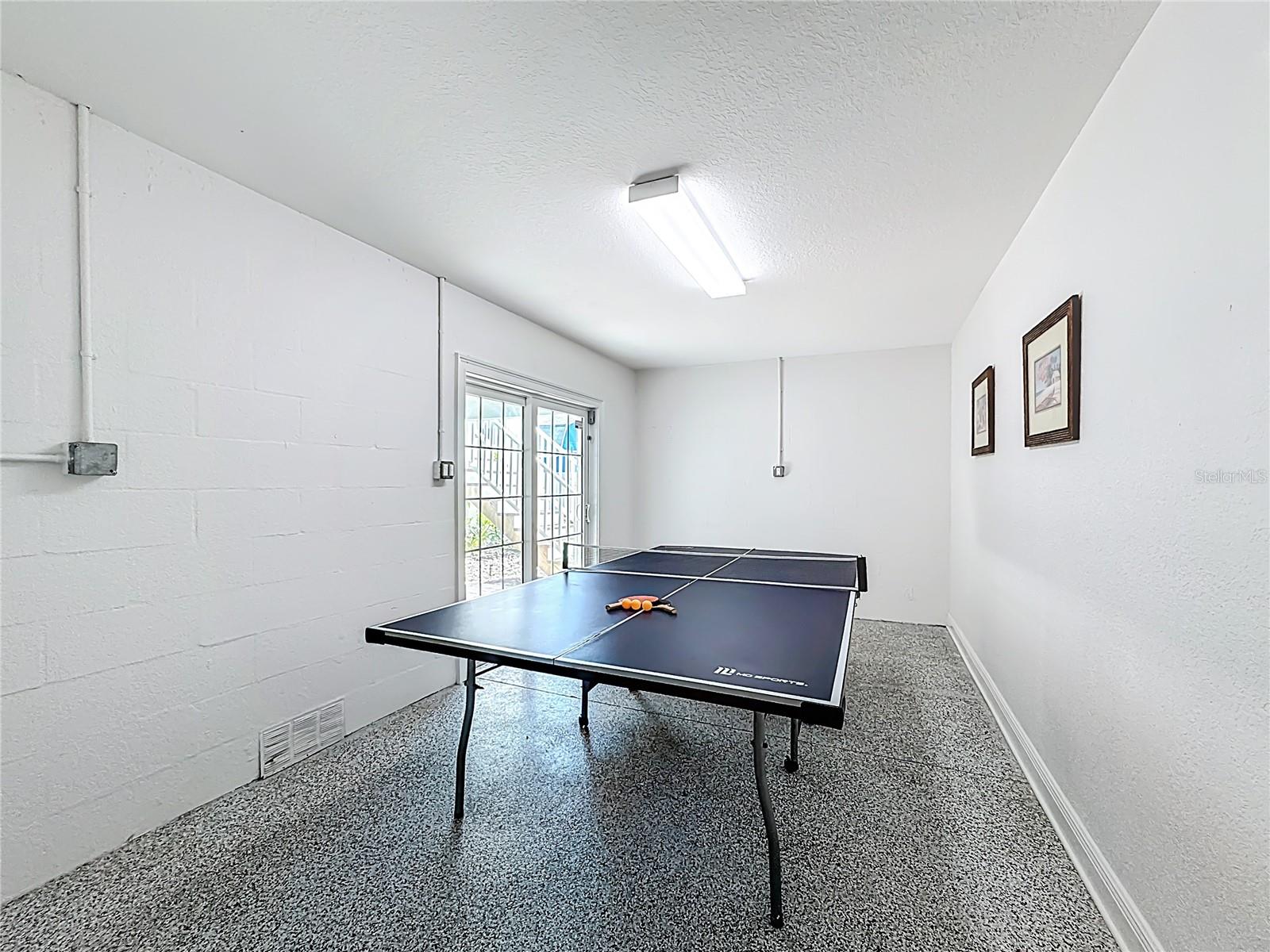 2ND AVE & 49TH STREET - Residential