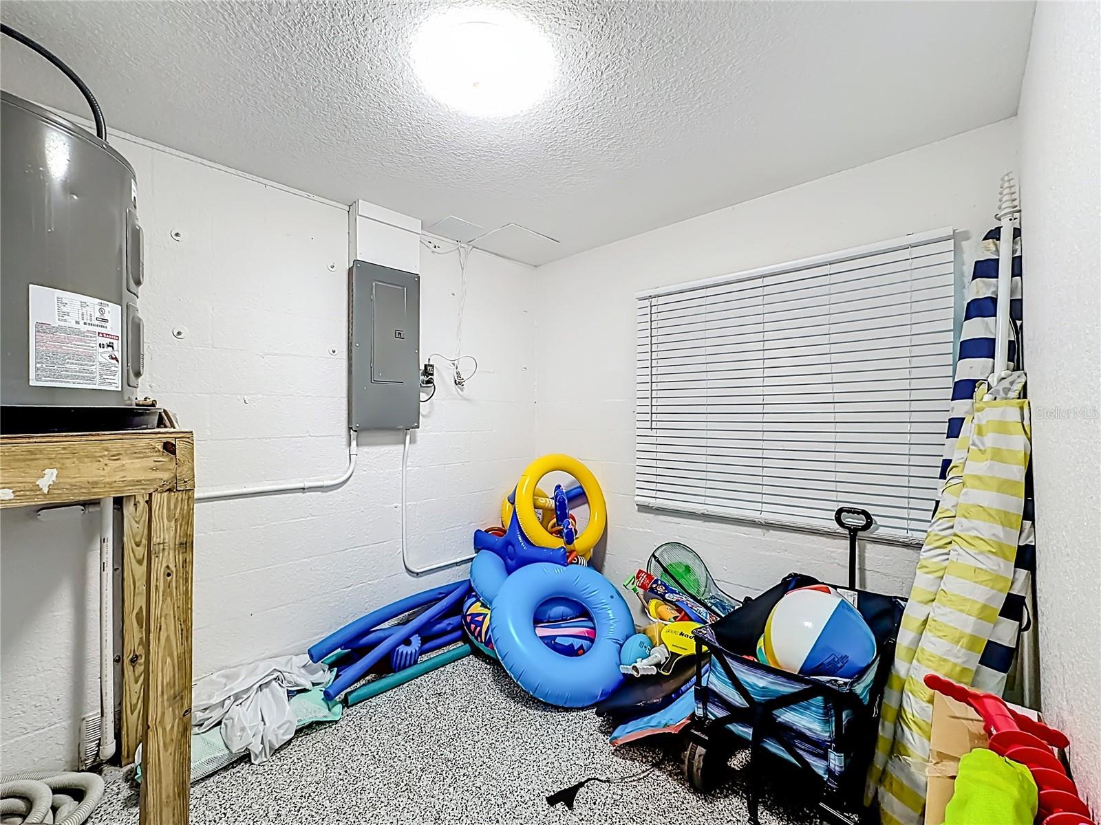 2ND AVE & 49TH STREET - Residential