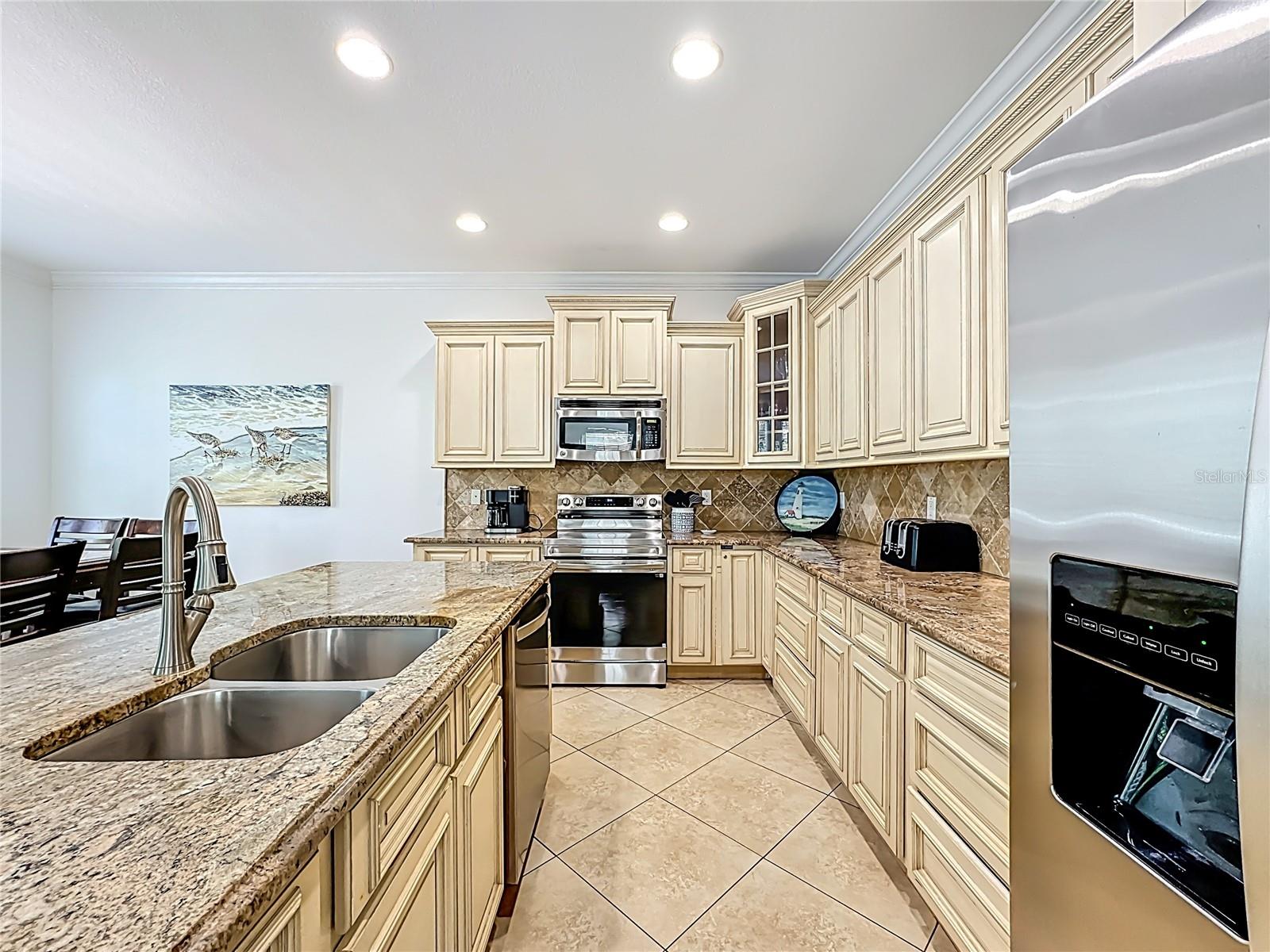 2ND AVE & 49TH STREET - Residential