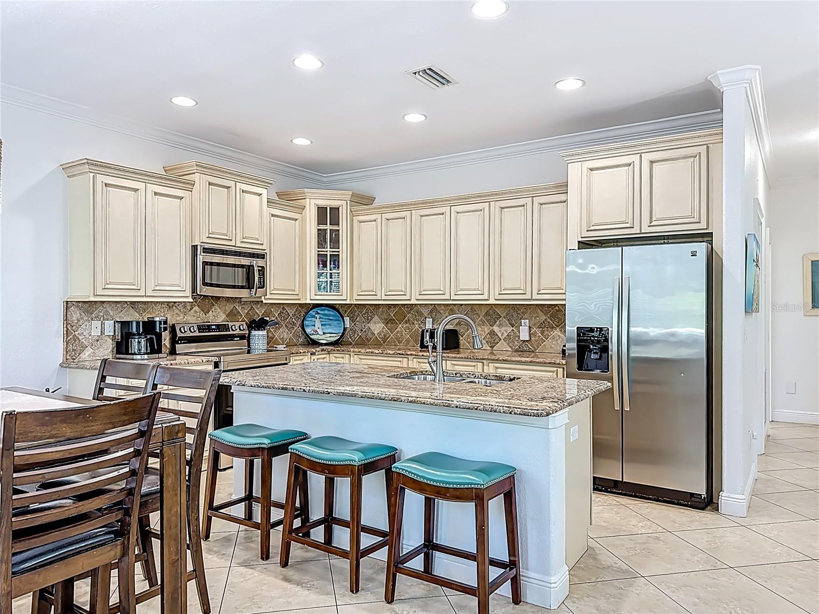 2ND AVE & 49TH STREET - Residential