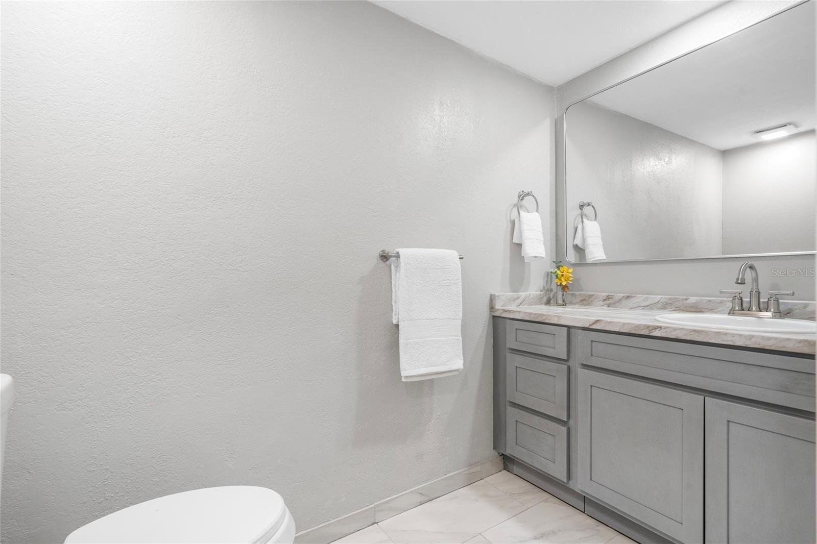 REGENCY PARK - Residential