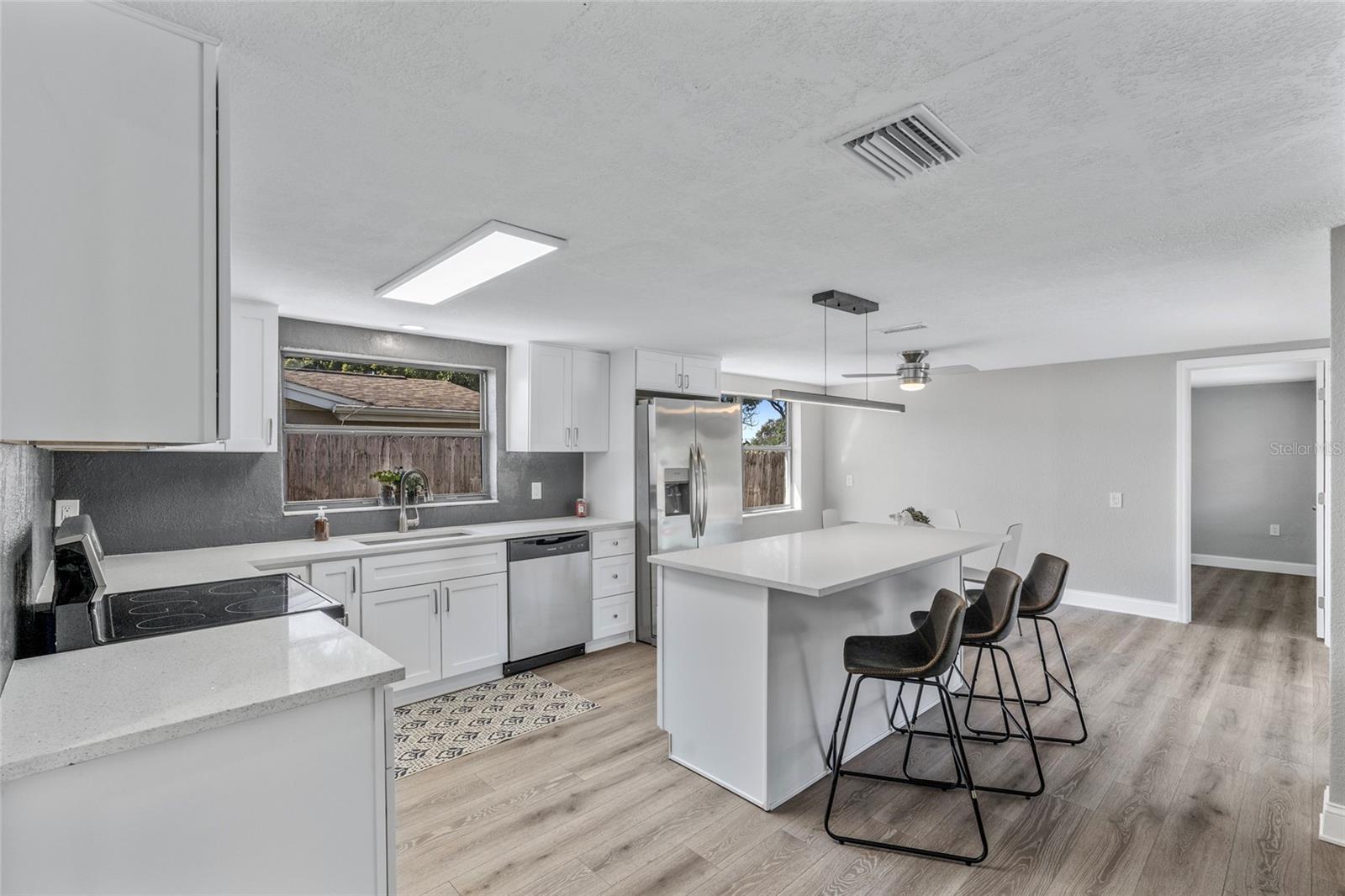 REGENCY PARK - Residential