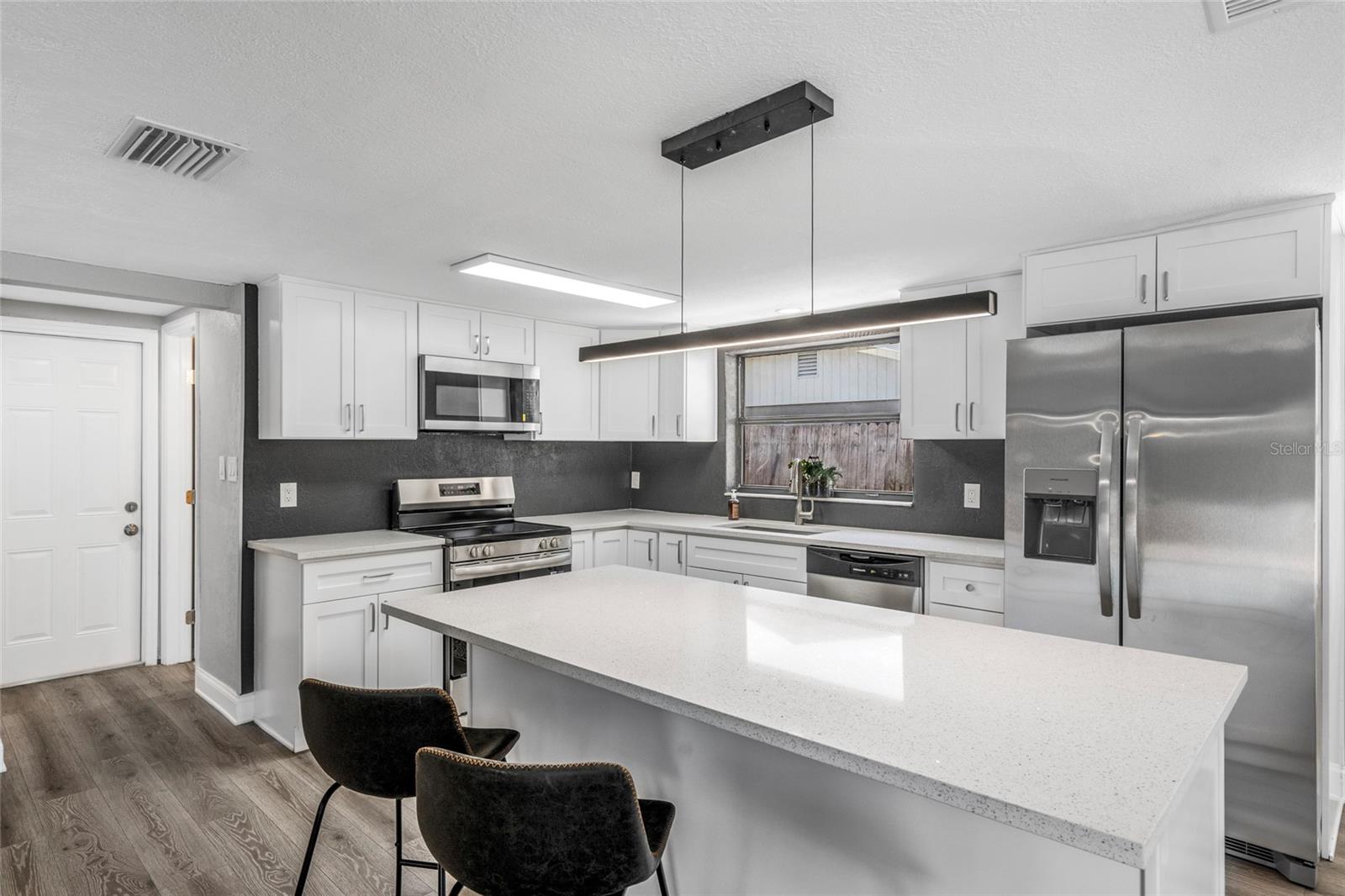 REGENCY PARK - Residential