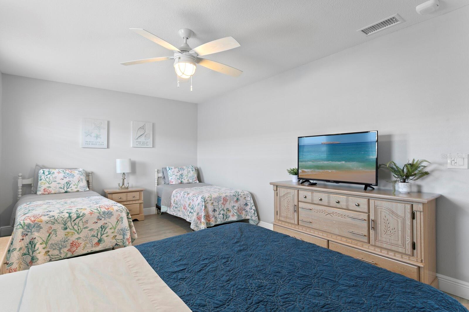 SEA SHELL OF INDIAN SHORES - Residential