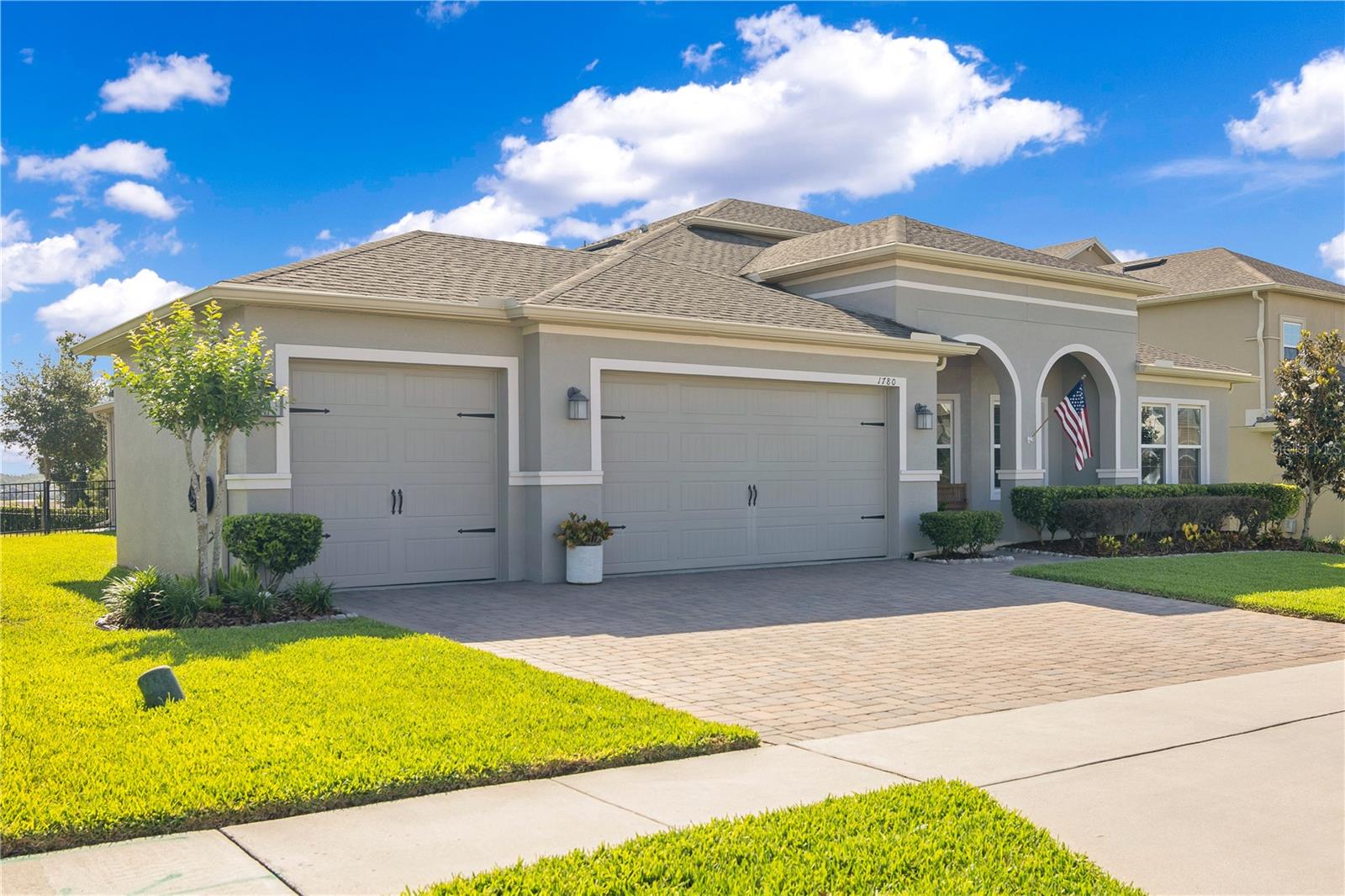 1780 SOUTHERN RED OAK COURT